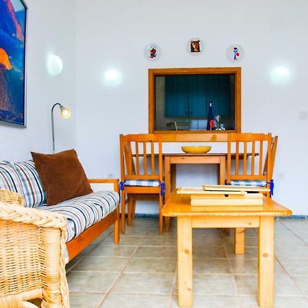 Seaview Risco De Famara 2 Apartment Luaran gambar