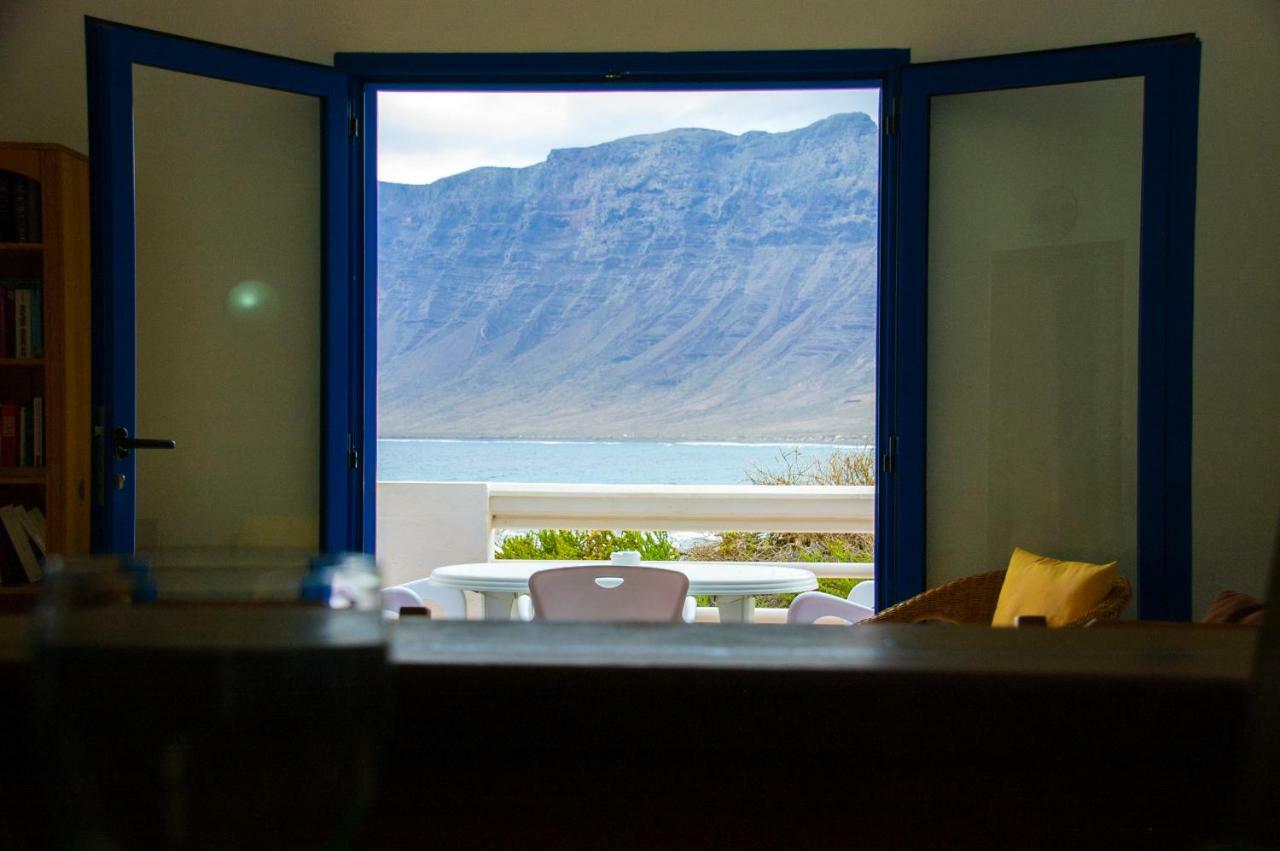 Seaview Risco De Famara 2 Apartment Luaran gambar
